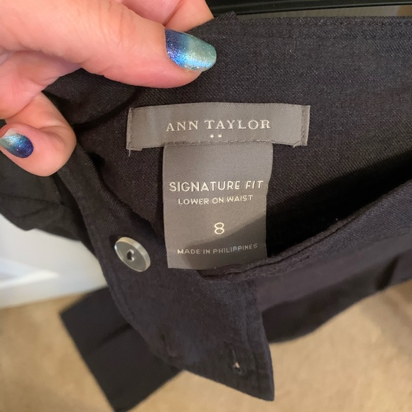 Ann Taylor Signature Fit Size 8 Dark Gray Pants - Picture 3 of 7